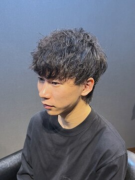 ビーダンディー(Bee dandy) ビジネスツーブロック ウルフマッシュショート デザインパーマ