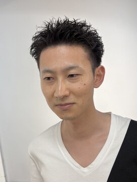 クオンヒール 淀屋橋店(QUON HEAL) 短髪/メンズショート/ピンパーマ/ツイストパーマ/アップバング