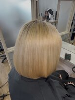 ジェニックバイノギオ(GENIC BY NOGIO)&nbsp;読谷村沖縄 ブリーチ毛Mufasaストレート