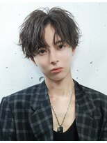 ピア ヤクイン(Pia Yakuin) ラウンドマッシュ×色気無造作