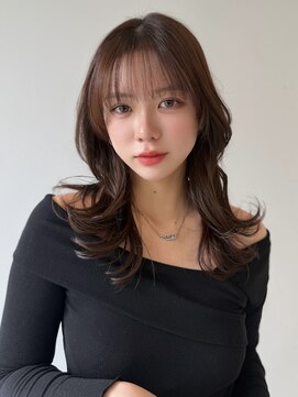 ソラ 広尾店(SORA) ミディアムレイヤー/顔周りカット/くびれ巻き