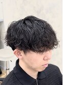 刈り上げセンターパート/波巻きツイストスパイラル/円町