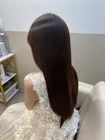 シュヴーブリヤン(cheveux brillants)&nbsp;「再現性100%の艶髪」カラーと美髪縮毛矯正で傷むか不安でした