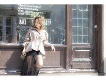 ミエルヘアーブラン(miel hair blanc)の雰囲気（自然光が差し込む明るい店内。可愛いインテリアもポイント。）