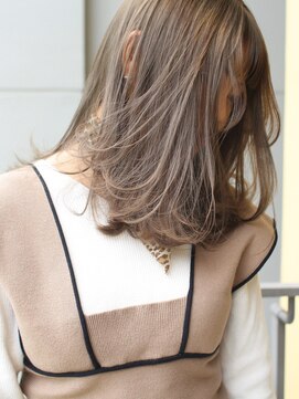 シィーム(cime) #韓国 #前髪 #くびれ #イヤリングカラー #イメチェン