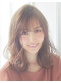 《MARBLES/三軒茶屋》エフォートレスミディ×斜めバング