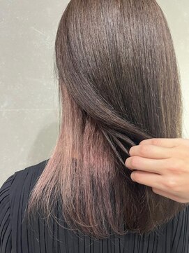 ロミー(Romy) インナーカラー/アッシュブラウン/プラチナトリートメント