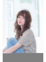 ヘアデザイン アニー(Hair Design Annie)&nbsp;ゆるふわレイヤーカット×柔らかいベージュカラー