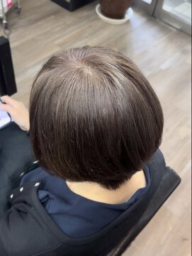 ヴィフ 大船(VIF) 脱白髪染め/白髪ぼかし/ショートヘアショートヘア/ショートボブ