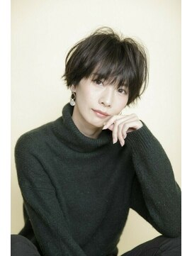 アフロディーテ ギンザ 秋葉原店(APHRODITE GINZA) 外ハネボブ/グラデーションカラー/ペールベージュ/秋葉原