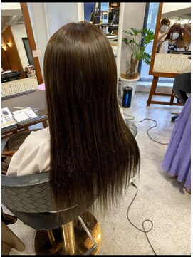 フツーロ 栄(FUTURO) プルエクステ