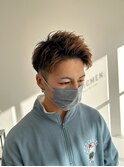 サイドパートアップバング