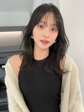 トイ(TOI) 上品な韓国風フェイスレイヤーカット/2wayバング/グレーブラック