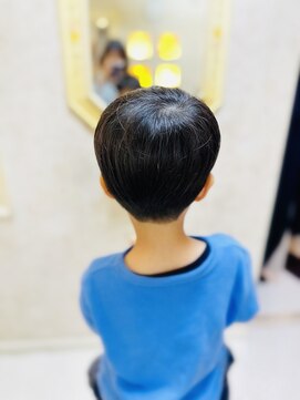 美容室 ティンカーベル 子どもカット