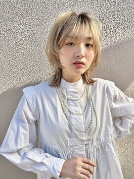 アデプト 綾瀬店(adept) ハイトーン/ウルフ/レイヤースタイル【綾瀬/北千住/亀有】