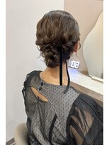 ミラ(Mila)&nbsp;定番♪ふわふわアップヘア結婚式お呼ばれオケージョンヘア