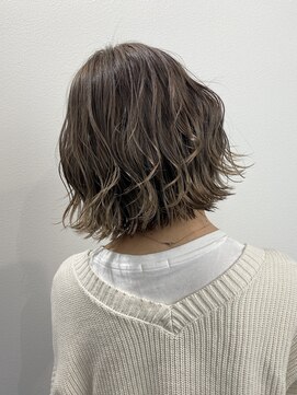 アドラーブル ココロ 新潟(adorable CoCoLo) 透明感抜群♪20代30代ダブルカラーブリーチグレージュアッシュ