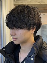 バイフィフス 原宿/表参道(by fifth)&nbsp;原宿ゆるめシャドウパーマメンズマッシュウルフカット10代20代