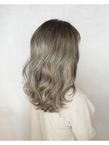 フィゼル 南堀江店(fizelle)&nbsp;ダブルカラー　ミルクティー