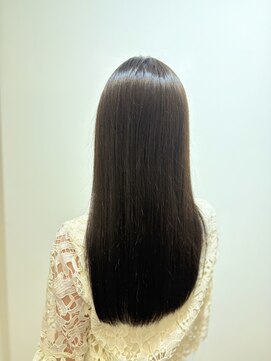 ゼンドットカラスマ(Zen.karasuma) 艶髪ロング