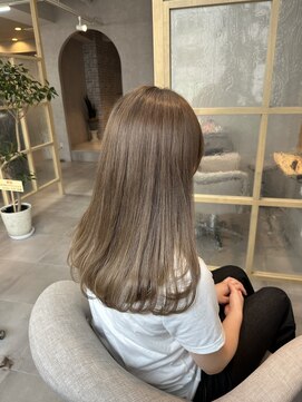 スリーユニークヘアー(3uniQ hair) ミルクティーベージュ