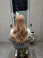 ニーナ ビューティーサロン(NINA Beauty Salon) ホワイトベージュ