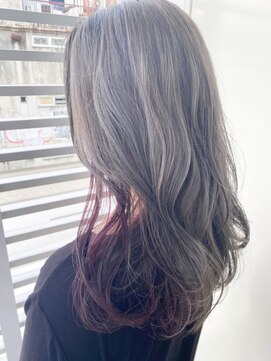 ジーナ 池袋(Zina) 【Zina】イメチェン毛先パーマ耳かけ×フォギーベージュ