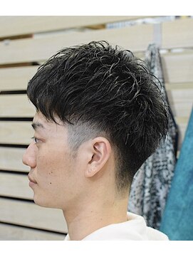 ヴェルゴ(vellgo) くせ毛を生かしたvellgoジェットモヒカンスタイル！