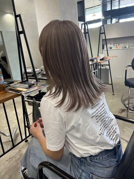 モノトーン(MONOTONE) グレージュ