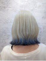 アトリエ バロッコ(atelier Barocco)&nbsp;切りっぱなしにエンドカラーを添えて