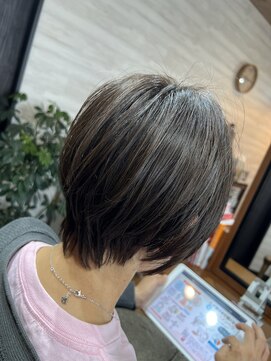 レック(REK) シークレットハイライト　目立ちにくいロートーン