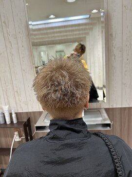 アース 天満橋店(HAIR & MAKE EARTH) ハイトーンベージュスパイキーショート