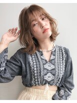 ヒュー 広島(HEW)&nbsp;前髪あり20代30代大人かわいいくびれロングレイヤーボブ