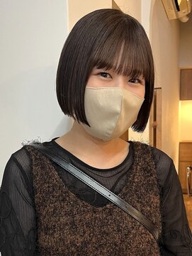 ロティー(loty) ショート ボブ 暗髪 ダークグレージュ ブラウン 10代20代30代