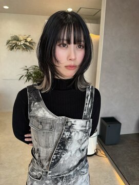 リュカ(Lyuca) ウルフボブ/インナーカラー/顔まわりレイヤー/儚毛