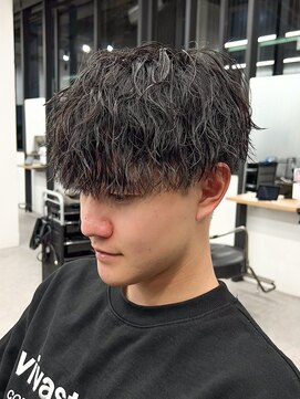 エルマーク 和歌山(L-MARK) 波巻きスパイラル/men's/フェザーパーマ/メンズパーマ/学割