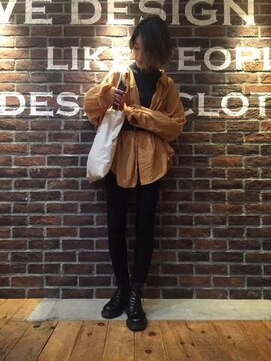 チックタック モーガン モデル(TICK-TOCK MORGAN Model) ボブにパーマをあてたときのファッションコーディネイト