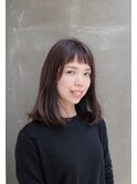 ショートバング ミディアムスタイル