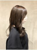 透明感ベージュカラー×顔周りレイヤーカット