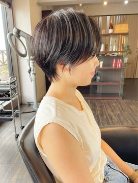 ダブル(DOUBLE) 20代30代◎丸みショート