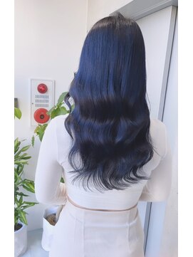 アルテ(ARTE) 【ARTE表参道/青山】顔まわりレイヤーセミロング×透明カラー