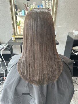 エクシア(EXCIA) 顔周りレイヤースタイル