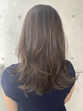 リバレッジ 白金(Leverage) 白髪ぼかしハイライト30代40代50代【白金/目黒】担当山岡