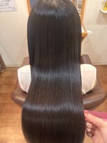 フリージア(freesia)&nbsp;フェイスレイヤー/サラ艶ロング/〈30代40代50代〉