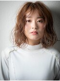 カーキベージュゆるふわカール金髪ボブパーマw越谷10代20代30代