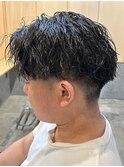 センターパートツイストパーマツイストスパイラルパーマ刈り上げ
