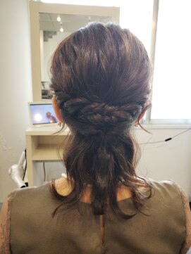 レディスペヘアー(redispe hair) シニヨン【名古屋駅・名駅・名駅西口・名古屋駅西口】