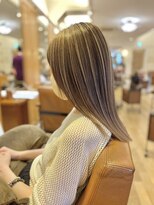 スニップ(Snip) 大人かわいい白髪ぼかしハイライトミルクティーベージュ