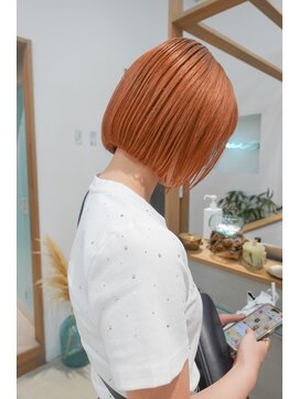 トガ(Toga) orange bob / @togahina__