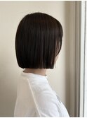 切りっぱなしボブ×ナチュラルグレージュ